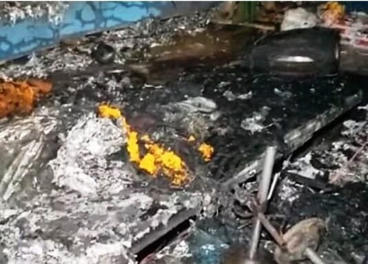 भदोही के दुर्गा पंडाल अग्निकांड में तीन मासूम व दो महिलाओं समेत मृतकों की संख्या बढ़कर हुई पांच, 67 झुलसे, 46 भर्ती दुर्गा पंडाल अग्निकांड