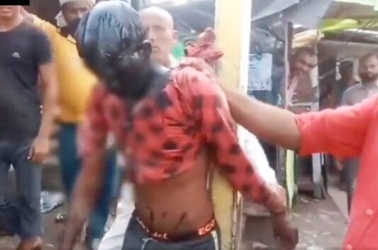 संजय सिंह का सीएम योगी से सवाल, दलित को खंभे से बांध मुंह काला करना व सिर मुंडवाना ही है क्या रामराज मुंह काला करना