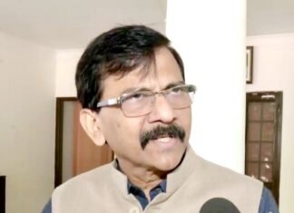 भगत कोश्यारी को भाजपा का प्रचारक बता संजय राउत ने कहा, महाराष्ट्र में खत्म हो गई राज्यपाल की गरिमा राज्यपाल की गरिमा