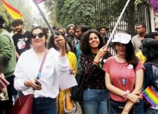 देश में समलैंगिक विवाह को मिलेगी मान्यता? सुप्रीम कोर्ट ने केंद्र से मांगा जवाब समलैंगिक विवाह