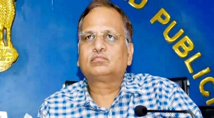 सत्येंद्र जैन की बढ़ीं मुश्किल, आय से अधिक संपत्ति मामले में CBI को मिली मुकदमा चलाने की मंजूरी सत्येंद्र जैन को झटका