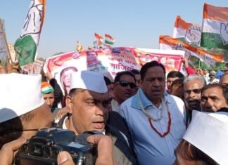 कांग्रेस ने यूपी में भी निकाली “भारत जोड़ो यात्रा”, नसीमुद्दीन बोले, “बेरोजगारी, मंदी-महंगाई से जूझ रहा देश” भारत जोड़ो यात्रा
