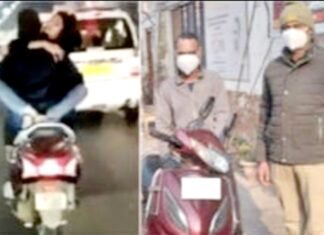 तहजीब के शहर में चलती स्कूटी पर अश्लीलता फैलाने वाले युवक को पुलिस ने दबोचा, मुकदमा दर्ज स्कूटी पर अश्लीलता