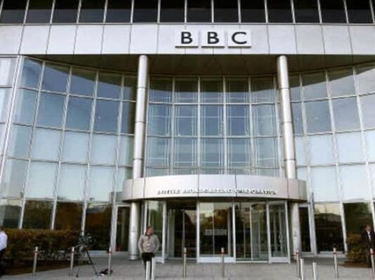 आयकर विभाग का सर्वे पूरी होने के बाद BBC ने पाठकों से कहा, बिना डर पहुंचाते रहेंगे आप तक खबरें बीबीसी