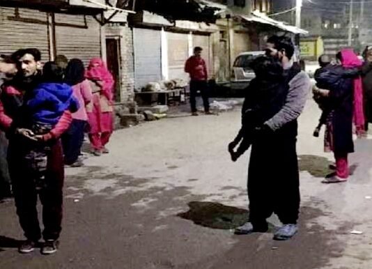 जम्मू-कश्मीर के डोडा में भूकंप से हिली धरती, मची अफरा-तफरी भूकंप के झटके