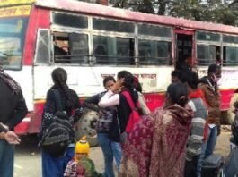 रोडवेज बसों में सफर