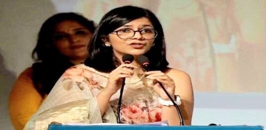 महिला आयोग प्रमुख स्वाति मालीवाल का बड़ा खुलासा, “बचपन में पिता करते थे यौन उत्पीड़न, मैं बिस्तर के नीचे छिप जाती थी” स्वाती मालीवाल