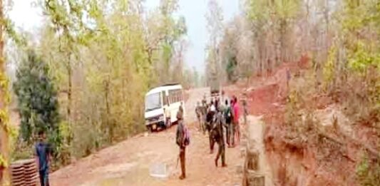 नक्सलियों ने किया IED ब्लास्ट, यूपी का जवान शहीद आइईडी ब्लास्ट