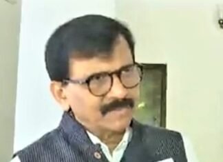 बीेजेपी कराती दंगा