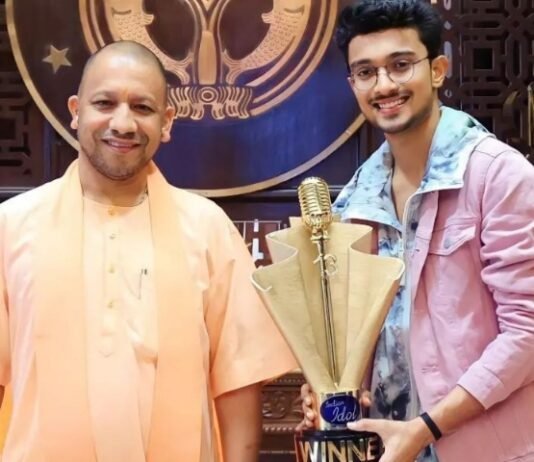 Indian Idol 13 рдЬреАрддрдиреЗ рдХреЗ рдмрд╛рдж рд╕рд┐рдВрдЧрд░ рдЛрд╖рд┐ рд╕рд┐рдВрд╣ рдиреЗ CM рдпреЛрдЧреА рд╕реЗ рдХреА рдореБрд▓рд╛рдХрд╛рдд рд╕рд┐рдВрдЧрд░ рдЛрд╖рд┐ рд╕рд┐рдВрд╣