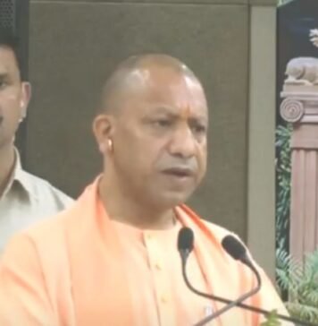 सड़क पर नमाज