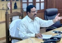 नटवरलाल बाबू बर्खास्‍त