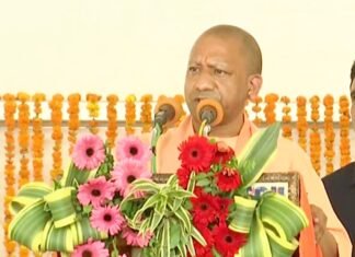 अलीगढ़ जनसभा में बोले CM योगी, भारत के नागरिक अब जहां भी जाते, उन्हें सम्मान से जाता है देखा अलीगढ़ जनसभा