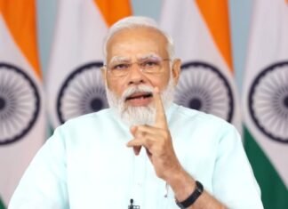 देहरादून-दिल्ली वंदे भारत ट्रेन को प्रधानमंत्री मोदी ने दिखाई हरी झंडी, कहा अब समय की होगी बचत देहरादून दिल्ली वंदे भारत