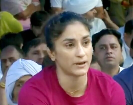 पहलवानों का आरोप ‘बृजभूषण के पक्ष में काम कर रही पुलिस’, जब तक कार्रवाई नहीं होती जारी रहेगा धरना पहलवानों का धरना