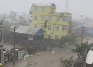 बांग्लादेश-म्यांमार के तटीय इलाकों से टकराया सबसे ताकतवर चक्रवाती तूफान ‘मोचा’ 250 किलोमीटर प्रति घंटा की रफ्तार से चलेगी हवा सबसे ताकतवर तूफान
