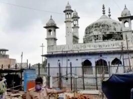 ज्ञानवापी परिसर में वैज्ञानिक जांच पर सुप्रीम कोर्ट ने लगाई अंतरिम रोक ज्ञानवापी मस्जिद