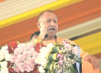 नोएडा में बोले CM योगी, UP में जैसे माफिया हो गए ठंडे, वैसे पाकिस्तान भी अपने कृत्यों के चलते हो जाएगा ठंडा गौतमबुद्ध नगर