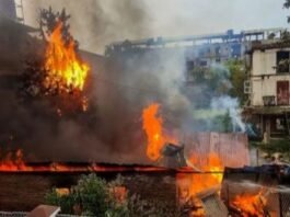 मणिपुर हिंसा पर सुप्रीम कोर्ट सख्त, सरकार से तलब की क्षतिग्रस्त संपत्तियों की रिपोर्ट मणिपुर हिंसा