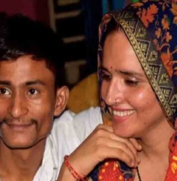 सोशल मीडिया सनसनी सीमा हैदर व सचिन को UP ATS ने पूछताछ के लिए हिरासत में लिया सीमा हैदर
