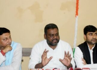सपा से निष्कासित