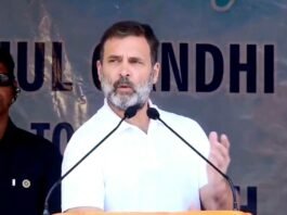 कारगिल जनसभा में राहुल का हमला, हिंसा भड़काकर देश बांटने की कोशिश कर रही भाजपा बांटने का प्रयास