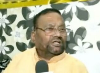 वैज्ञानिकों का अपमान