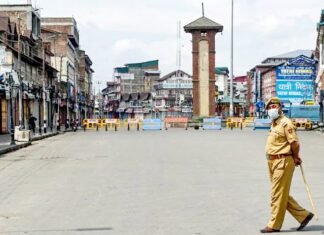 सुप्रीम कोर्ट का मोदी सरकार से सवाल, ‘जम्मू-कश्मीर में कब होंगे चुनाव, राज्य का दर्जा बहाल करने का रोडमैप क्या?’ केंद्र सरकार से सवाल