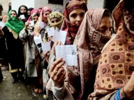 सुप्रीम कोर्ट में केंद्र सरकार का जवाब जम्मू-कश्मीर में चुनाव के लिए तैयार जम्मू-कश्मीर में चुनाव