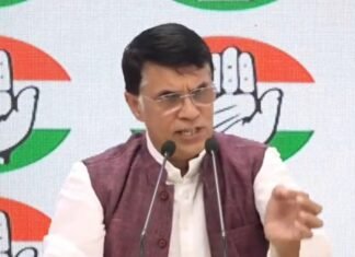 कांग्रेस का पलटवार