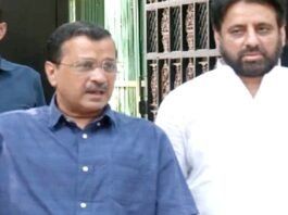 आप को कुचलना