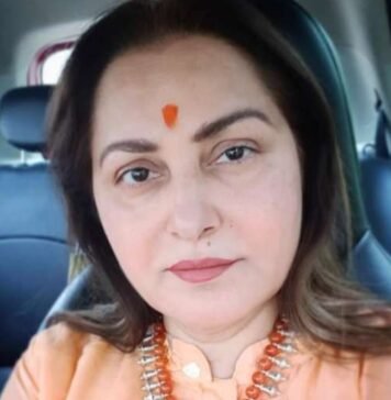 अभद्र टिप्पणी केस में एक्ट्रेस जयाप्रदा को कोर्ट ने किया तलब एक्ट्रेस जयाप्रदा