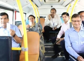 बसों में चलेगा ‘कॉमन मोबिलिटी कार्ड‘, मिलेगी छूट, नगर विकास मंत्री ने की शुरूआत कॉमन मोबिलिटी कार्ड
