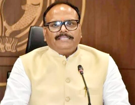 शंकराचार्य अविमुक्तेश्वरानंद के अपमान पर ब्रजेश पाठक ने कहा, बटुकों की चोटी खींचना महाअपराध, दोषियों पर होगी कड़ी कार्रवाई ब्रजेश पाठक