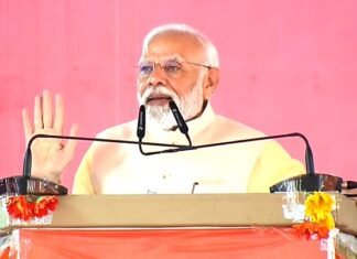 MP की जनसभा में प्रधानमंत्री मोदी ने कहा, ‘भाजपा की सरकार बनेगी तो होगा विकास, कांग्रेस पर भी बोला हमला’ एमपी में मोदी