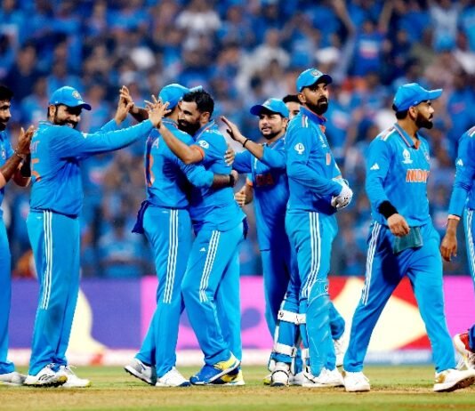 #WC2023: सेमीफाइनल में भारत ने न्यूजीलैंड को 70 रन से हराया, शमी ने लिए सात विकेट, विराट-श्रेयस ने जड़ा शतक वर्ल्ड कप सेमीफाइनल