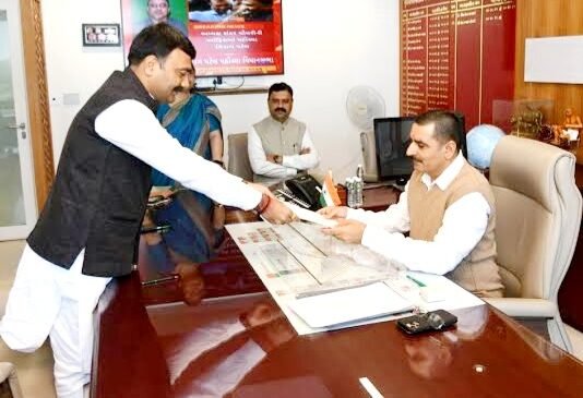 नाराज विधायक चिराग पटेल ने विधानसभा से दिया इस्तीफा विधायक चिराग पटेल