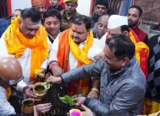 अयोध्या पहुंचा कांग्रेस का प्रतिनिधिमंडल, वरिष्ठ नेताओें ने किया रामलला के दर्शन-पूजन अयोध्या कांग्रेस का प्रतिनिधिमंडल