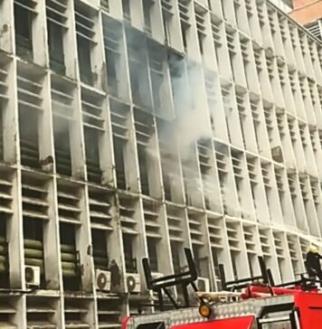 दिल्ली AIIMS में लगी आग, मचा हड़कंप एम्स में लगी आग