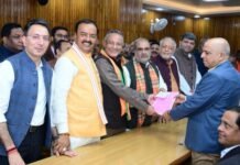 भाजपा के आठवें प्रत्याशी संजय सेठ ने दाखिल किया नामांकन संजय सेठ