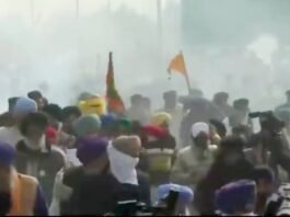 शंभू बॉर्डर पर बिगड़े हालात, किसानों को रोकने को पुलिस ने दागे आंसू गैस के गोले
