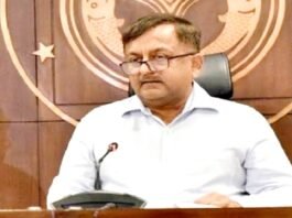 तीसरी बार बढ़ाया गया अवनीश अवस्थी का कार्यकाल