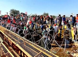 अखिलेश का मोदी सरकार पर निशाना, “पूरे कार्यकाल दिया किसान को सिर्फ धोखा, अब कर रही आवाज कुचलने की कोशिश” किसानों आंदोलन रोकना