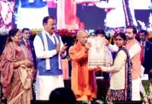सीएम योगी ने कहा, प्रदेश में पहले भूख से होती थी मौतें, अब हर गरीब को मिल रहा राशन