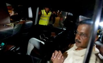 अरविंद केजरीवाल गिरफ्तार