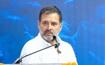 जनसभा में बोले राहुल, “भाजपा मचाती है शोर, उसमें संविधान बदलने का साहस नहीं” भाजपा शोर मचाती है