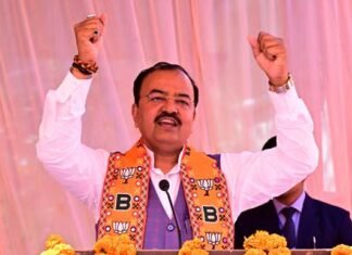 सखियों को संबोधित