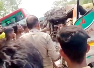 ओवरटेक करने में हादसा