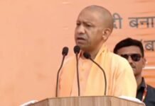 वकीलों से संवाद