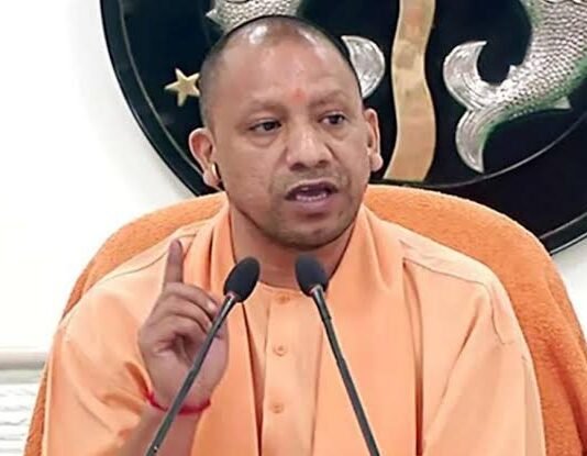 भीषण गर्मी पर CM योगी का अफसरों को निर्देश, न हो अनावश्यक बिजली कटौती, पेयजल की करें व्यवस्था बिजली कटौती